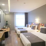 Grand Park Center Hotel