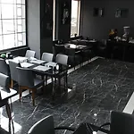 Grand Park Center Hotel