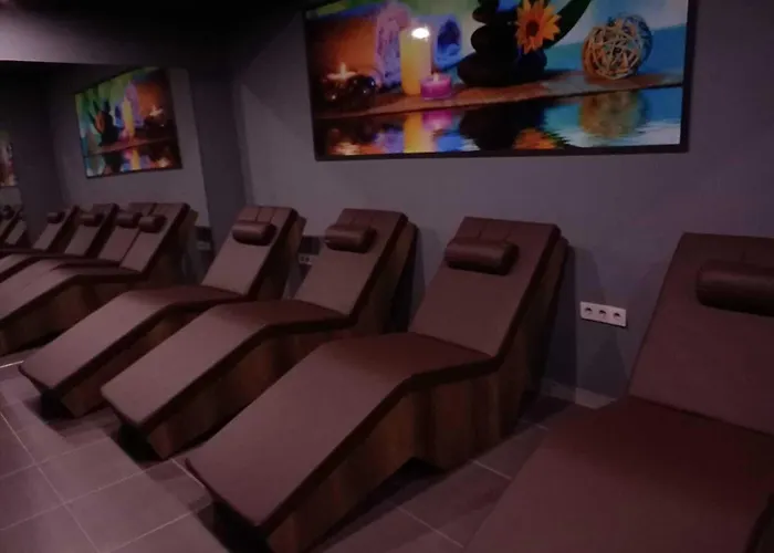 Grand Park Center ホテル 3*