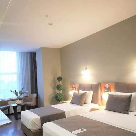 Grand Park Center Ξενοδοχείο 3*
