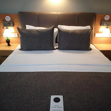 Grand Park Center 3*